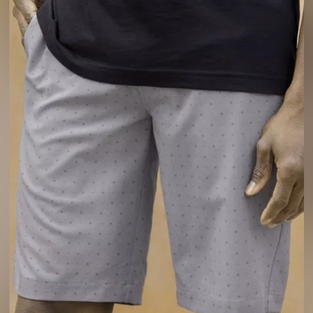 Travis Mathew ‘Barnacle’ Hybrid Shorts in Grey Heather Sleet Golf 9” Sz L - Picture 2 of 16